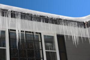 How Ice Dams Cause Mold Growth